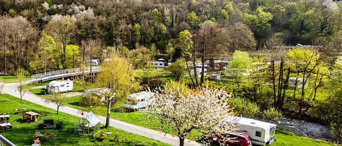 Die Stellplätze auf dem Campingplatz Haumühle in Simmertal